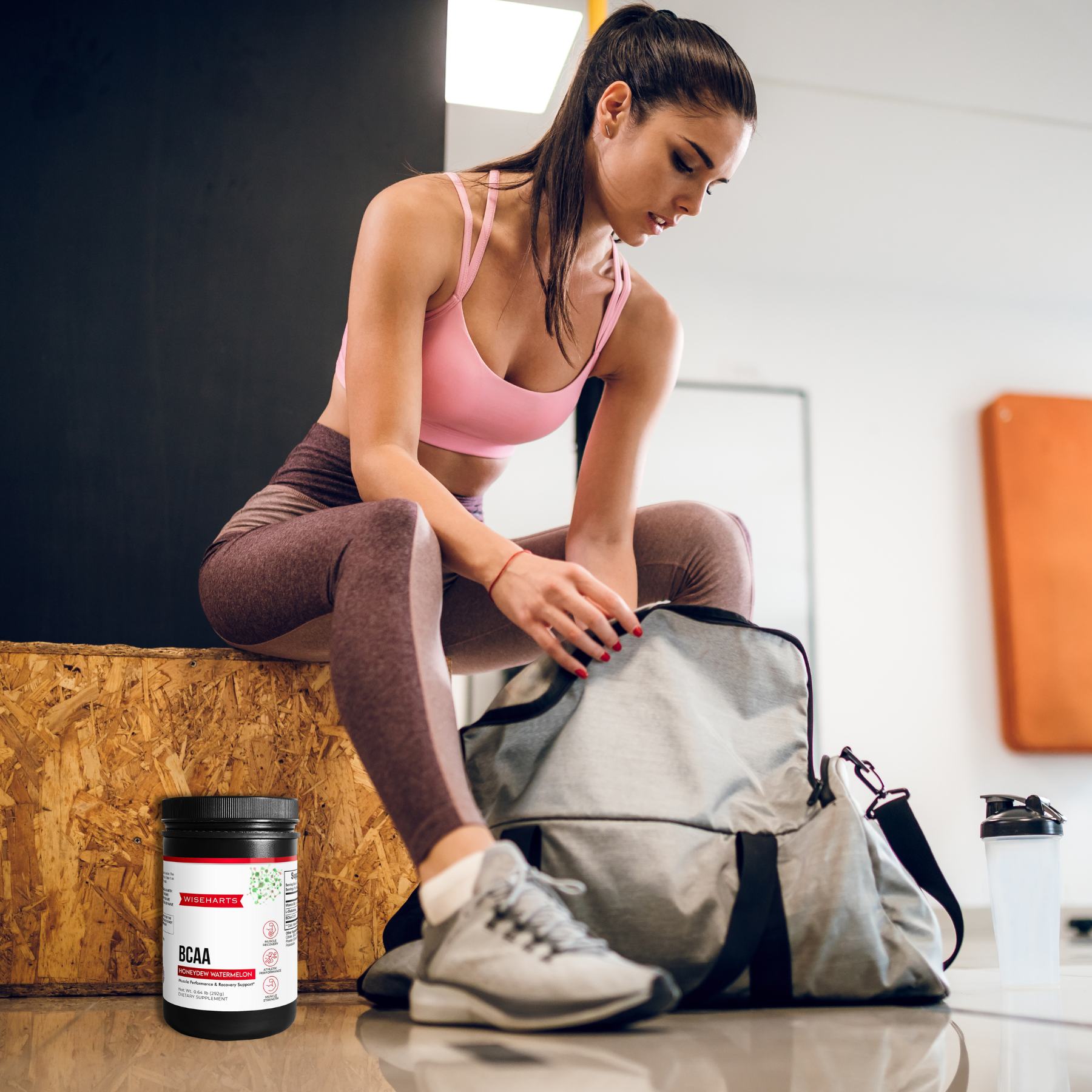 A fit girl uses Wiseharts BCAA to support muscle, performance, and recovery.